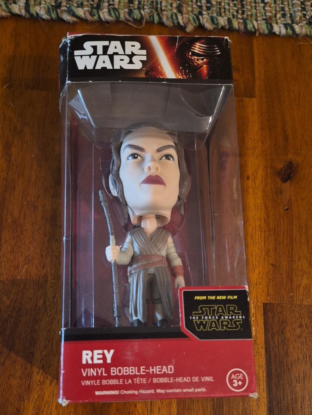 Star Wars Rey Vinyl Bobble-Head Figure New Collectors
